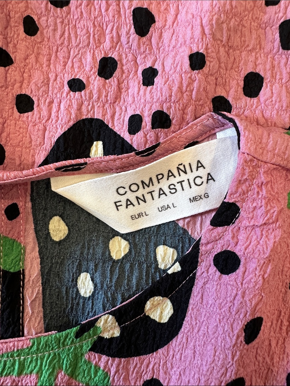 Compañia Fantastica Purple-ish Pink Black Abstract Strawberry Print Blouse Large - Picture 6 of 8